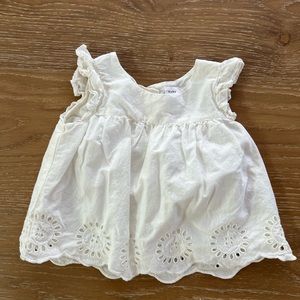 Baby Gap white cotton top, 12-18mons little girl